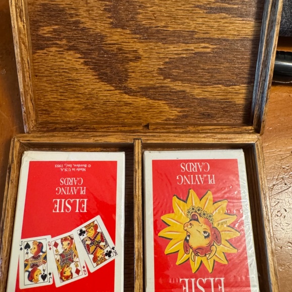 1993 Borden, Inc. Elsie Playing Cards Full Deck Factory Sealed New Made in USA - Picture 2 of 5